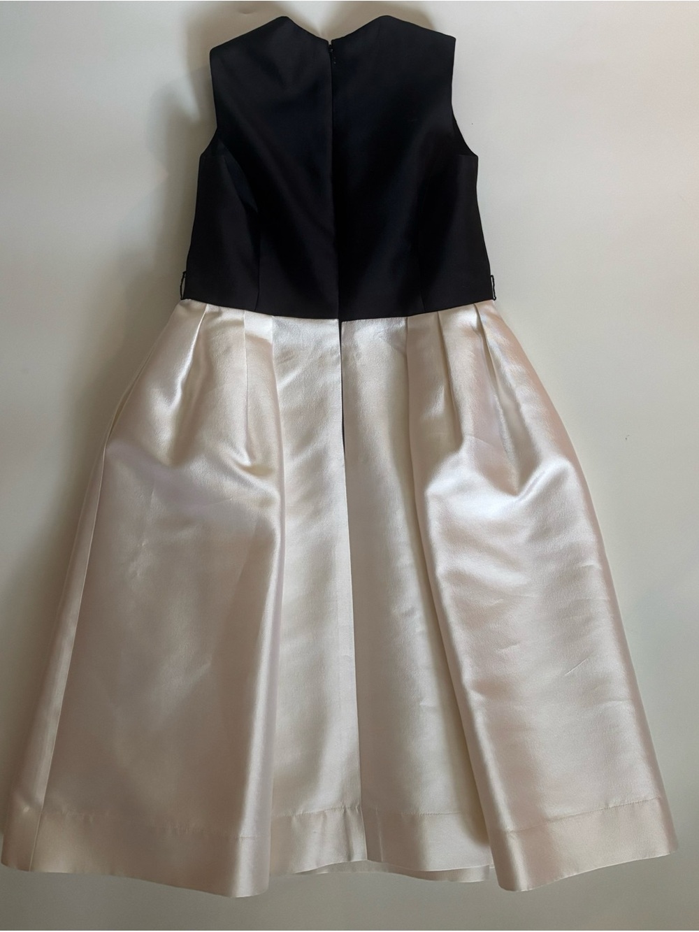 Wayne Clark Classic Evening Old  Hollywood Black and Ivory Dress Size 8 - Picture 4 of 10